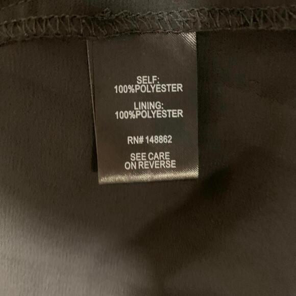 Torrid Womens Size 3 Black Long Sleeve Peplum Blouse Textured Floral Pattern - Picture 12 of 13